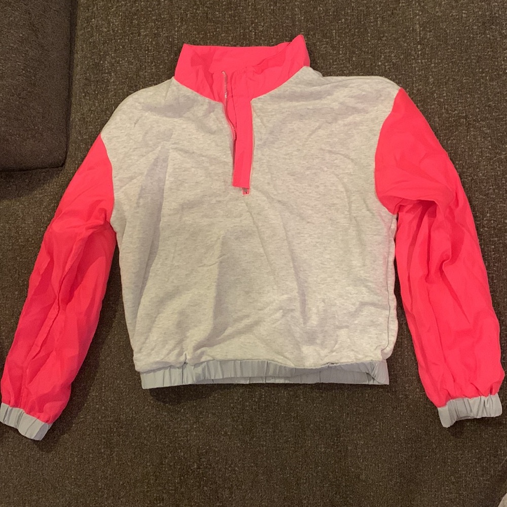 Zyia Active Girls 1/4 zip Crop Neon Pink and Grey Windbreaker!!! Size L 10/12.